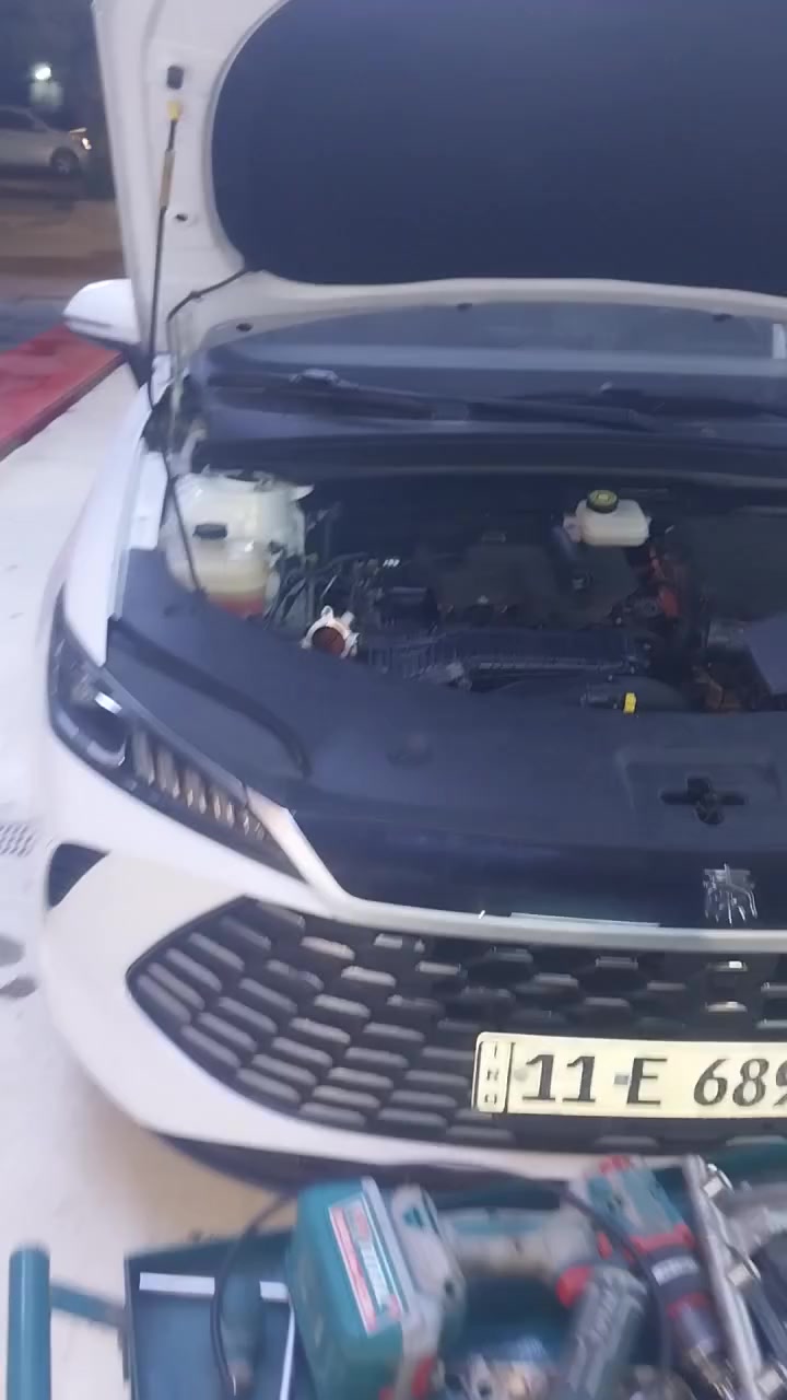 خدمة سيارات • ماكو تفاصيل