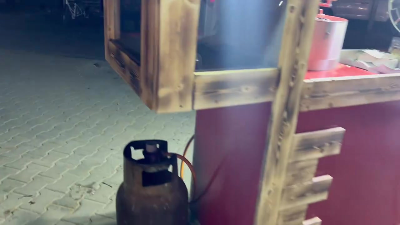 عربانة • حب وشامية • توصيل نجف
