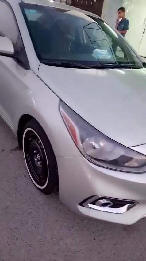 سلام عليكم عندي اكسنت للبيع موديل 2018 رقم بغداد انكليزي بسمي وارد امريكي حادثه جاملغ الخلفي بس بدون دواخل السياره جاهزه وما بيهه اي نقص صدر امامي وخلفي جديد تخم تاير جديد محرك كير جديد محرك 1600 المرغوب تبريد ثلج السعر 98 وبيهه مجال قليل مكان السياره بغداد العامريه الشراي يتصل على ***********
