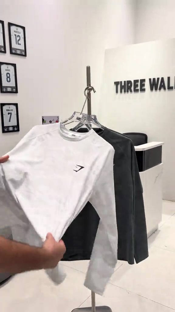 بلوز • جيم شارك • مقاسات M-L-XL-XXL