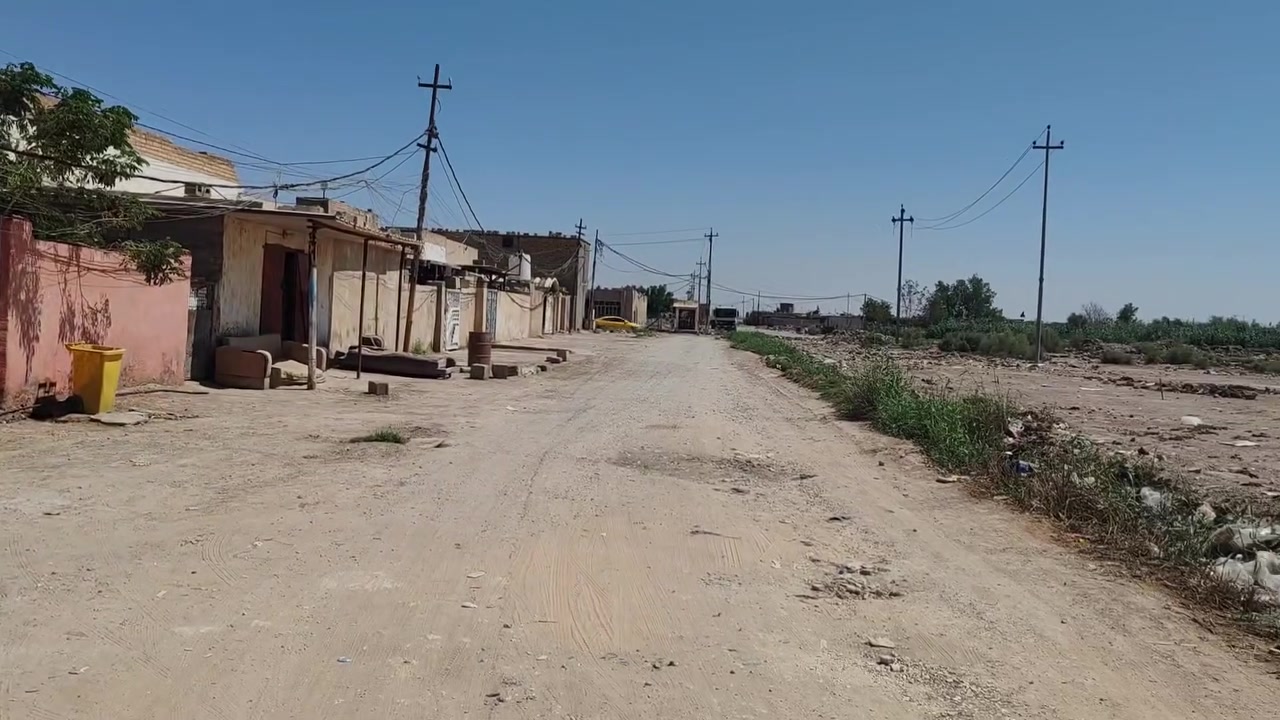 بيت البيع بنواب الضباط مقابيل ثنويه البنات
مساحه 300 م نزال 20وال وجه 15
يتكون 4 غرف نوم 
صاله 
مطبخ 
استقبال 
حمام داخلي حمام خارجي 
الاستفسار اتصال ع رقم 
***********
