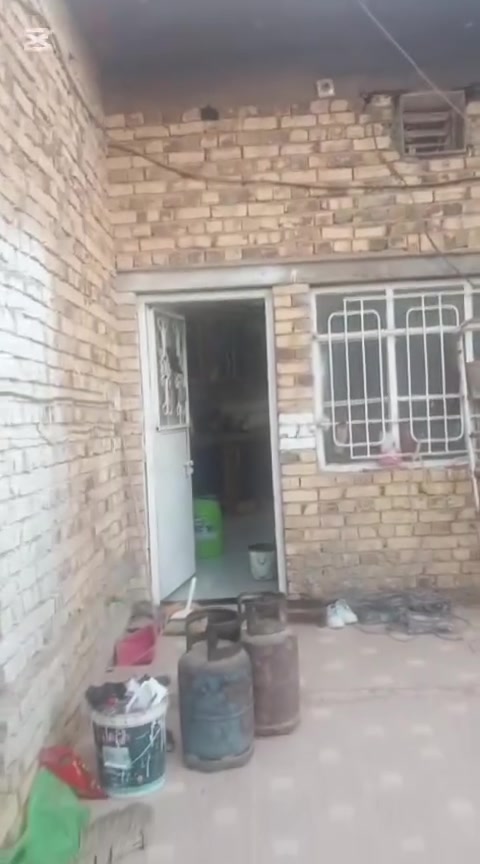 بيت طابو للبيع مساحه 200 م حي الشهداء قرب مدرسه البراق الاستفسار ***********
