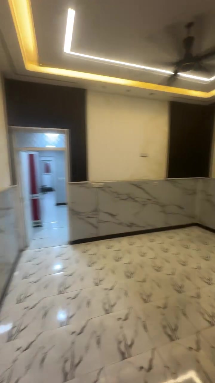 لليجار ب 300 الف فقط الدوانم شارع ابو نزار من جهة الري اتصل ***********
