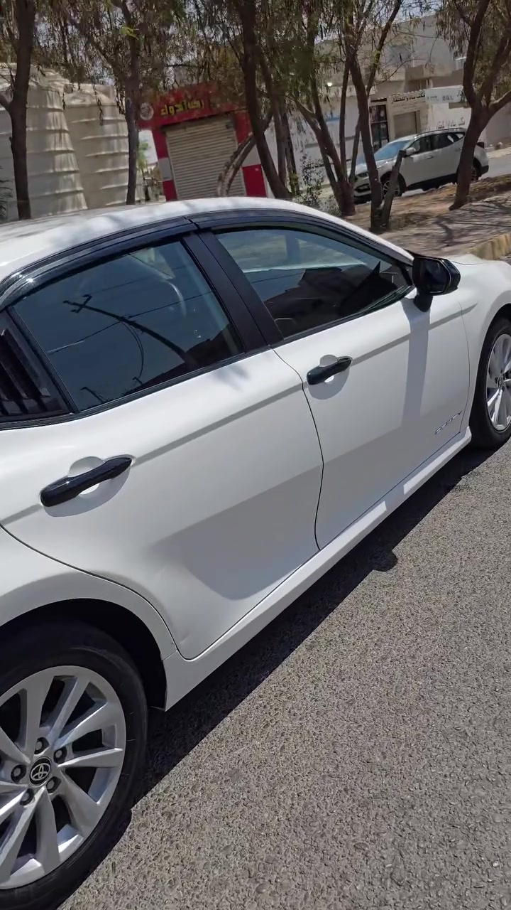 كامري موديل/23  LE ماشيه 29
مراوس BYD  اوبيع 
سعر جدآ مناسب مال بيت الف ما تصرف عليه كلشي شرط 
كمايات فول ما بيه نقص 
ضرر جاملغ وبونيد فقط 
عنواني كركوك حي العسكري 
شراي يتصل وبعيني 
***********
