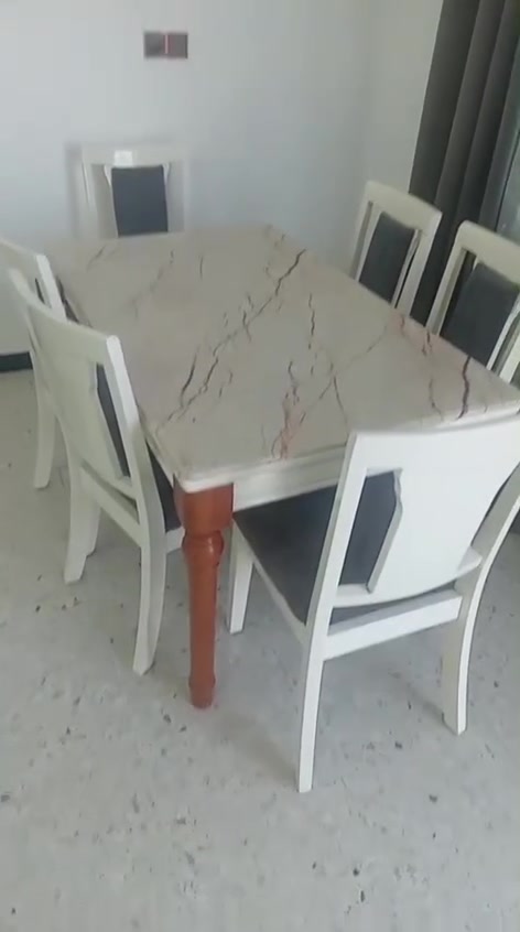 ميز طعام مرمر كلش ثقيل 6مقاعد السعر 175الف مكاني بغداد ابوغريب ***********
