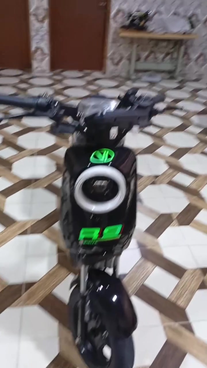 االسلام عليكم شباب دراجه شحن للبيع دراجه نضيفه اي عطل ما بيها ما مبدل اي باتري باترياتها ابلاديه شلعتها قويه السعر 425 وبيها مجال قليل الي يريدها يطب خاص رقم واتساب ***********
