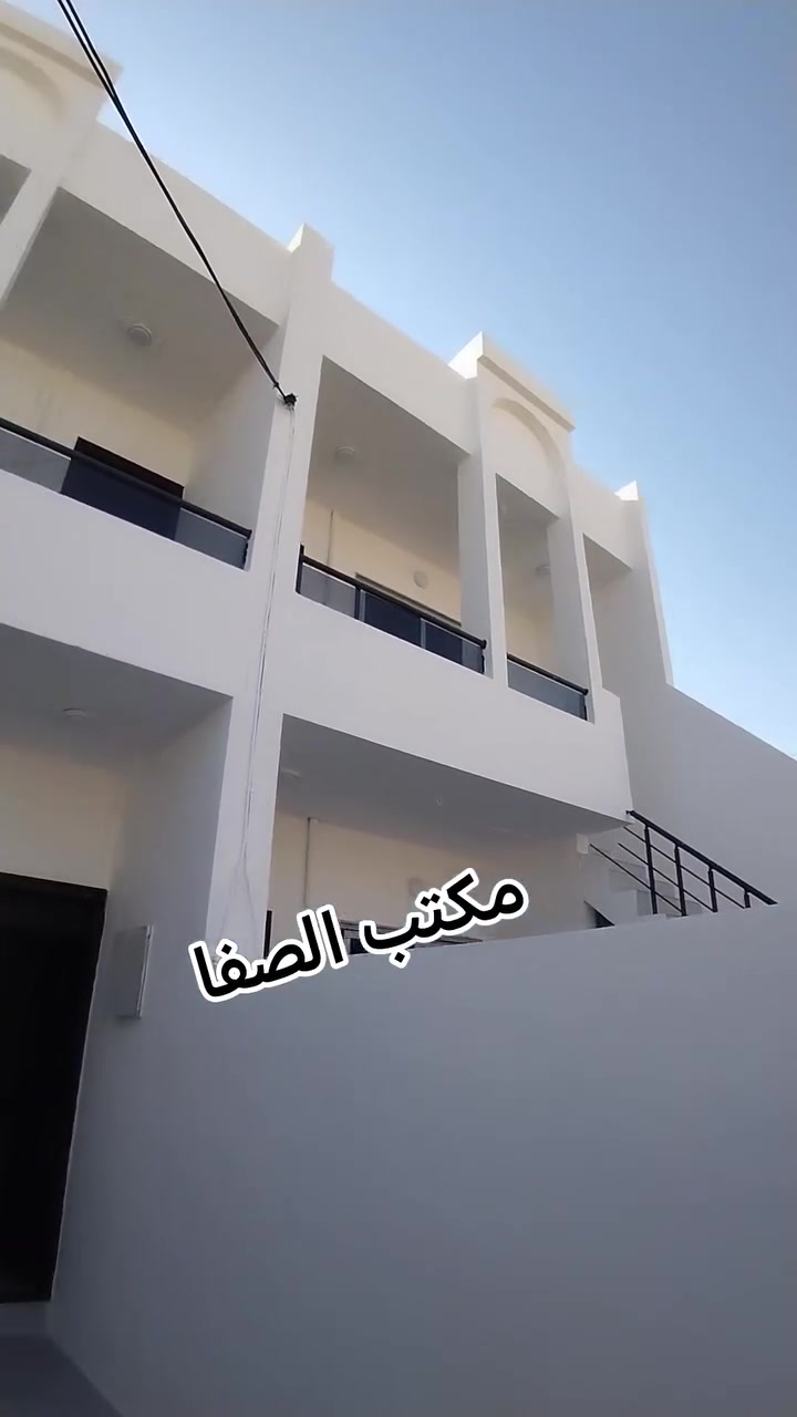 داران للبيع 🏠🏠
مساحة كل دار 100م 5×20 
طابقين يصلح للعائلتين 
نوع عقار طابو 📣📣
بناء صفر 
نظام دكت 
طابق اول 
غرفة نوم استقبال مطبخ صحيات 
درج خارجي گراج 
طابق ثاني نفسه 
#السعر الدار واحد 98مليون 💵💵
كركوك القادسية 
شارع ابو وليد 
للاستفسار واتساب 
*********** 📱📱
نتشرف بزيارتكم 
ونستقبل كافة 
العروض التجارية والسكنية 
العنوان مكتب الصفا ⚖⚖
القادسية شارع ابو وليد 
قريب من ساحة الخماسي ⚽
