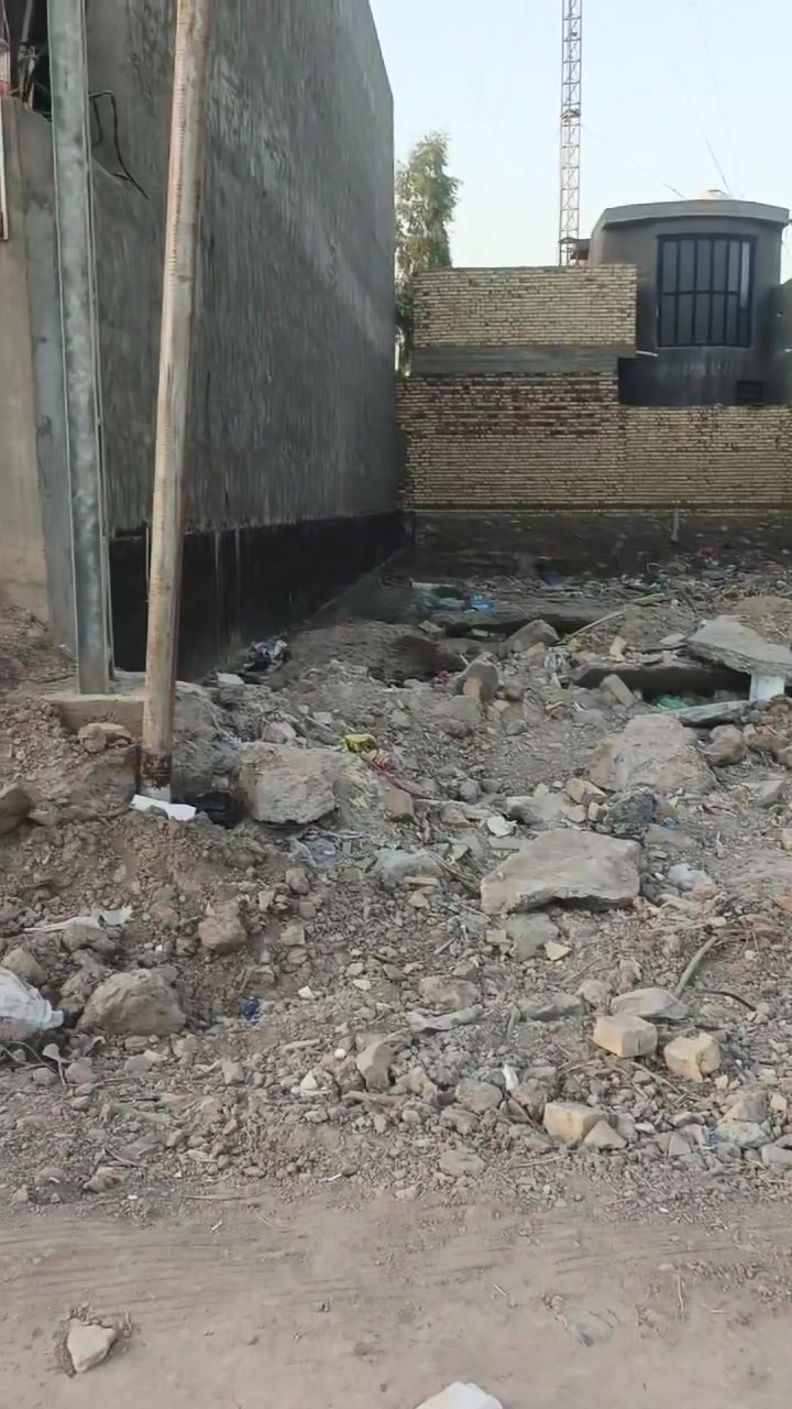 يا الله عرض مميز 
سلام عليكم 
قطعه 230متر طابو زراعي سند 25 تحويل مباشر 
الوجها 10والنزل 23
خدمات كامله 
منطقه سكنيه مرتبه 
تصير سكن او استثمار 
العنوان حله شارع 100
كلش قريبه على شارع 100

السعر والتفاصيل أكثر خاص او الاتصال على الارقام 
#ملاحظة# لمن يرغب في
 عرض عقار او ارضه طابو صرف او طابو زراعي عليه مراسلتنا او الإتصال
***********
***********
