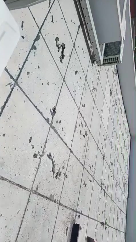 نشتغل جميع سطوح بيوت عماره ماستك زفت فلانكوت تطبيك اعاده ماستك قلع اوتطبيك عمل اوكرسته اوعمل اتصل بيك خير ودلل *********** وتساب
