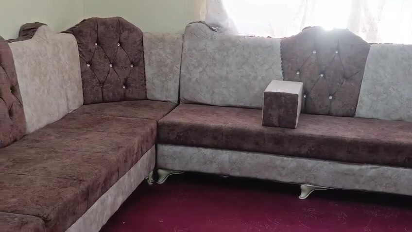 للبيع
تخم نظيف وجديد 
٢٦ متر، 
للتواصل
***********
