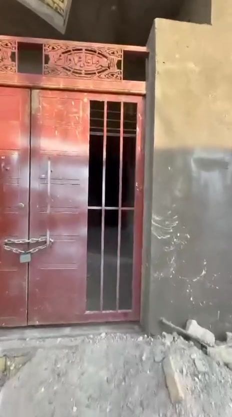 السلام. عليكم بيت تسليم مفتاح اكمله الاخر حبايه
  بل سديناويه.فرع ابو مهدي المهندس مساحته فوك ال 100 متر (غرفتين) اوصاله وستقبال اومطبخ اوصحيات خارجيه اوداخليه. كل الخدمات متوفره ماي مجاري كهرباء نت ضوئي . سعر مناسب كلشش ***********

