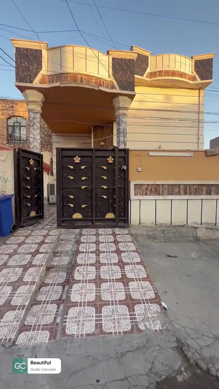 🏡 بيت مميز للبيع في موقع استراتيجي!
فرصة استثمارية وسكنية رائعة في قلب مدينة الرمادي!
 الموقع: الرمادي – قرب مستشفى الرمادي العام (موقع حيوي وقريب من جميع الخدمات الأساسية).
 المساحة: 230 متر مربع.
 السعر: مناسب جداً ومغري.
 التفاصيل والمعالم الداخلية: موثقة بالكامل وموضحة داخل الفيديو أعلاه 🎬.
📞 للاتصال والاستفسار:
 عمر: ***********
 عمر: ***********
🏢 أو تفضلوا بزيارة موقعنا:
مكتب اللؤلؤة للعقار – الرمادي / شارع الصياغ
نُسعد بخدمتكم وتوفير أفضل الخيارات العقارية دائماً
#مكتب_اللؤلؤة_للعقار
#الانبار_الرمادي
#مستشفى_الرمادي_العام
#الشعب_الصيني_ماله_حل
