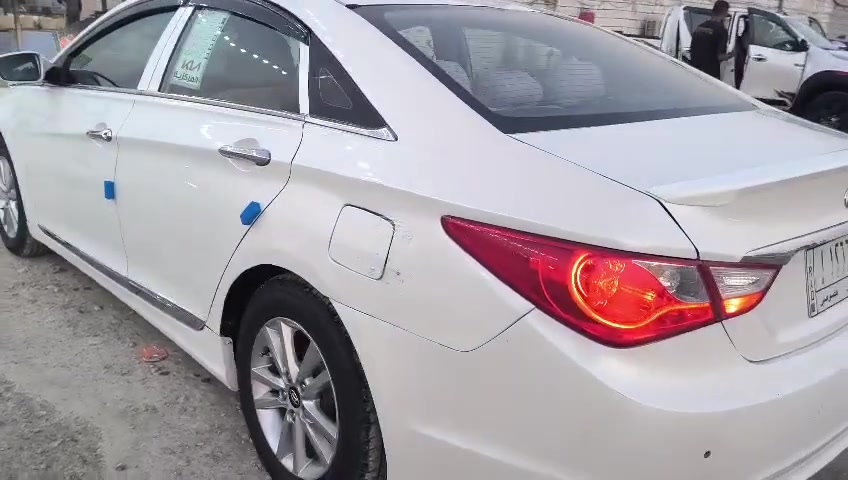 السلام سونتا خليجي 2400 دوش بسمي موديل 2011 سياره مال جناي نضيفه سعرها 98 الشراي وبيها مجال بسيط جدا شوف الفيديو واقتنع وخابر يرحم والديكم ولتكلي شبيها كلشي ذاكر ب الفيديو. مكاني ديوانيه ***********
