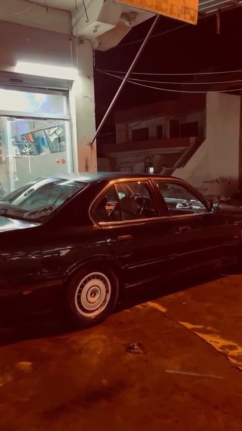 بي ام 525 • ١٩٩٠ • توماتيك