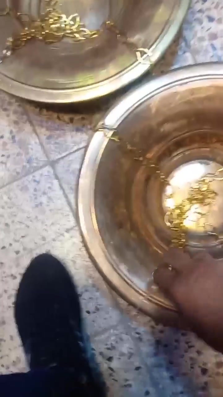 سلبجه نحاس عدد٣
اكتب ( يالله) بالتعليق ويجيك السعر على الخاص
للتواصل مراسلة الصفحة او الاتصال على ***********
عنوان المحل
بغداد - شارع الرشيد من جهة الميدان السوق البغدادي - قرب مقهى المدلل

