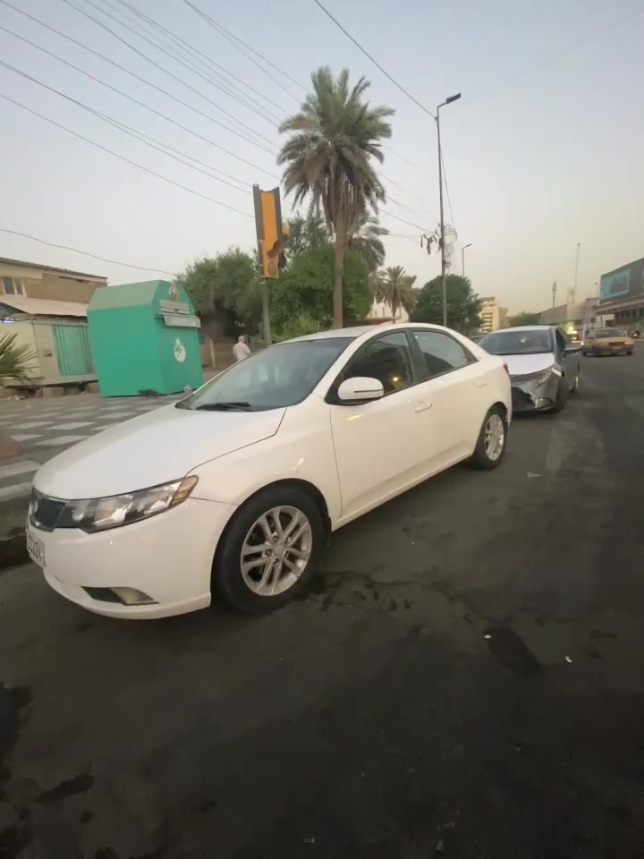سيراتو موديل ٢٠١١ محرك  ١٦٠٠  خليجي السعر ٨٥ $
عنوان بغداد  سونار مرفق بلصور ***********

