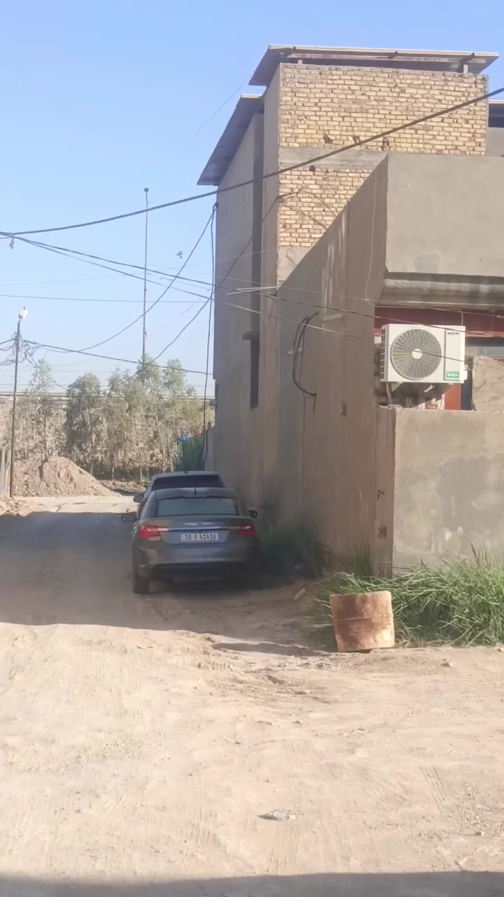 السلام عليكم
قطعه طابو زراعي الجمجمه الشماليه خلف المحكمه مباشره قريب قرب مجسر المحكمه سريع النيل تبعد عن الخدمه 30 متر المساحه 200 متر 10 في 20 عرض الشارع 10 متر متوفر كامل الخدمات السعر 60 مليون للاستفسار الاتصال على الارقام 
***********
***********
