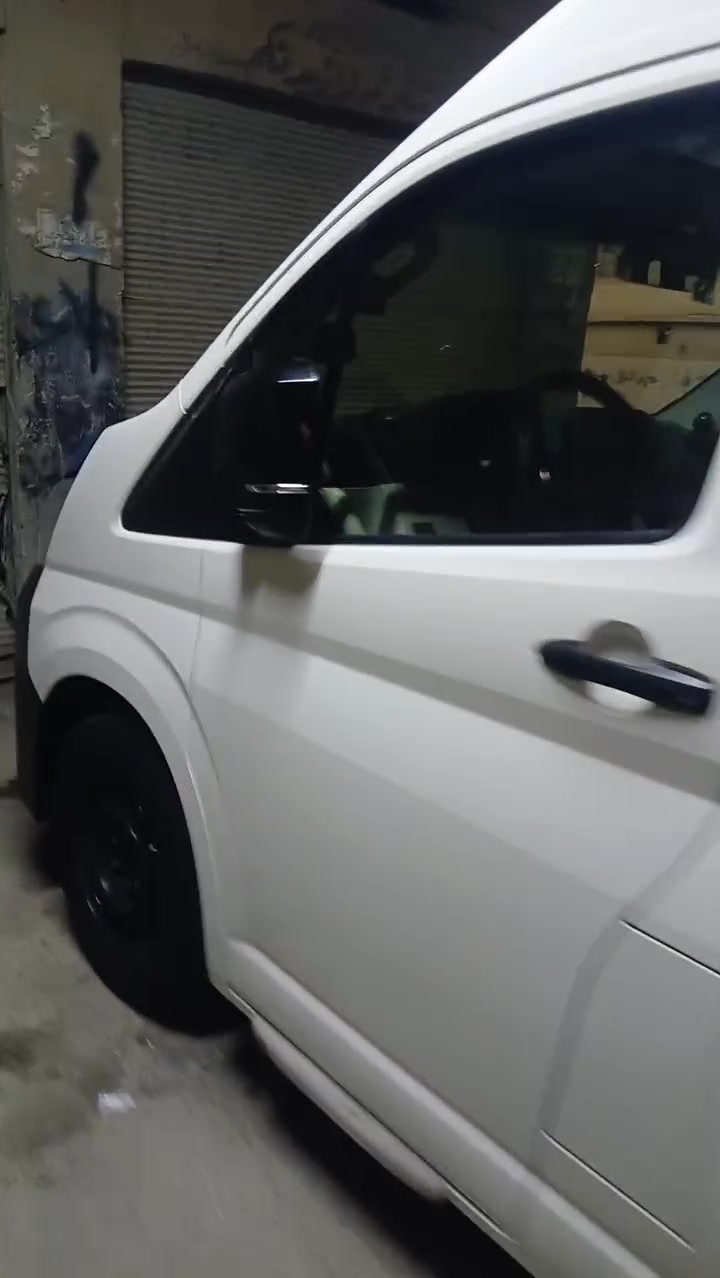 السلام عليكم من رخصت مدير الكروب
هايس بوز للبيع موديل 26سياره كفاله عامه جديده بمعنى الكلمه
تخم تاير جواها 
مكانها بغداد
***********
