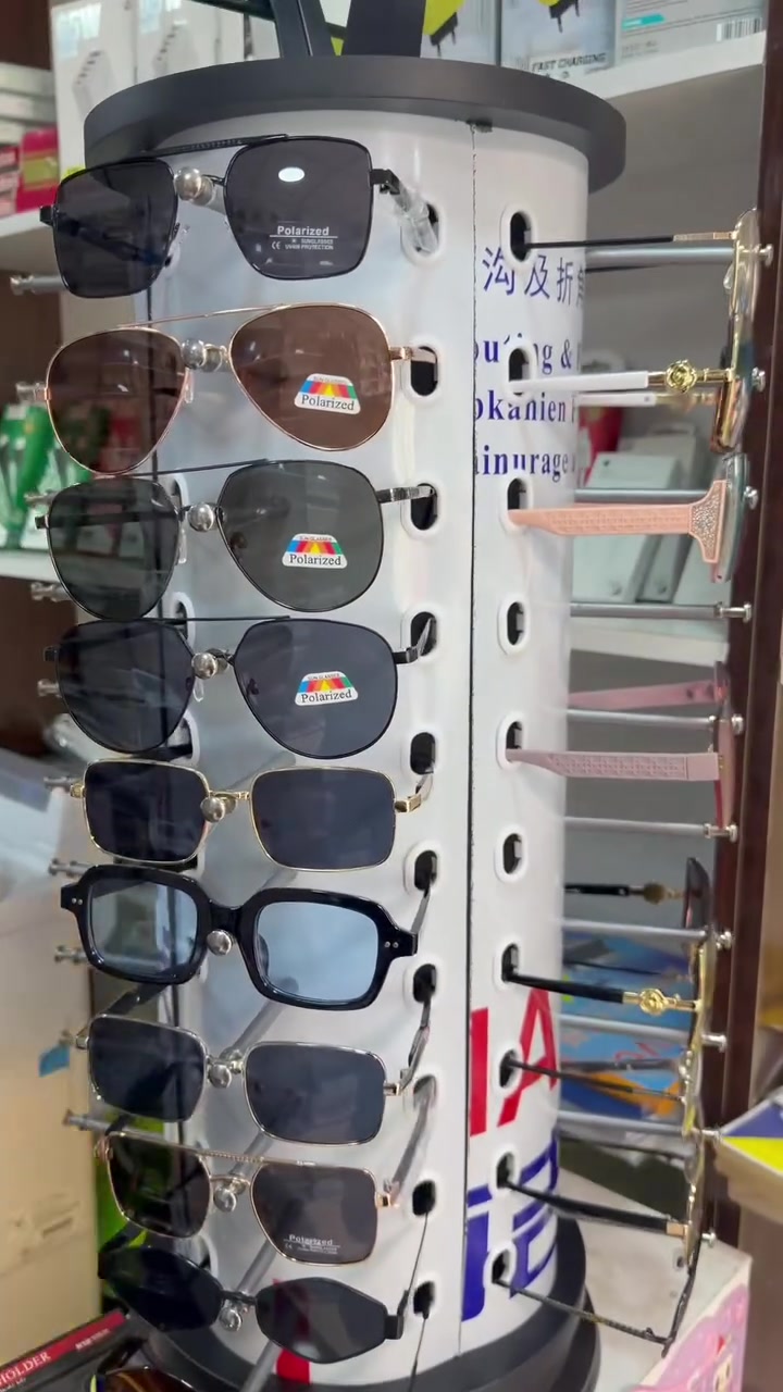 😎🕶️ نظارات شمسية أنيقة 🕶️😎

متوفرة الآن في مكتبة الغيث ✨
موديلات جميلة ومناسبة لمختلف الأذواق ❤️

📞 للاستفسار والطلب:
***********

📍 مكتبة الغيث — اختياراتكم الأجمل دائمًا 🌟
