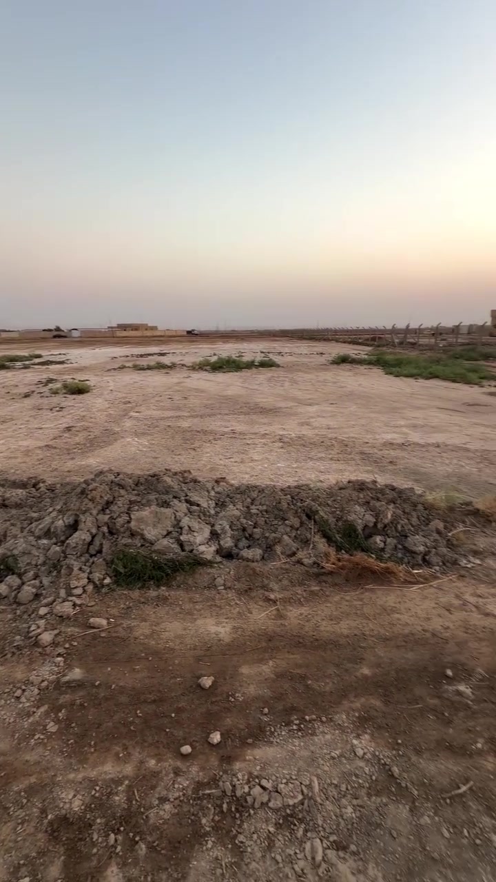 ارض زراعيه لبيع طريق سنيه دونيه تبعد عن شارع العام اقل الكيلو شارعها تبليط مساحه ٣ دونم ونص ارض تصلح لسكن أو مزرعه تبعد عن المدرسه ٦٠٠ متر رقم ***********
