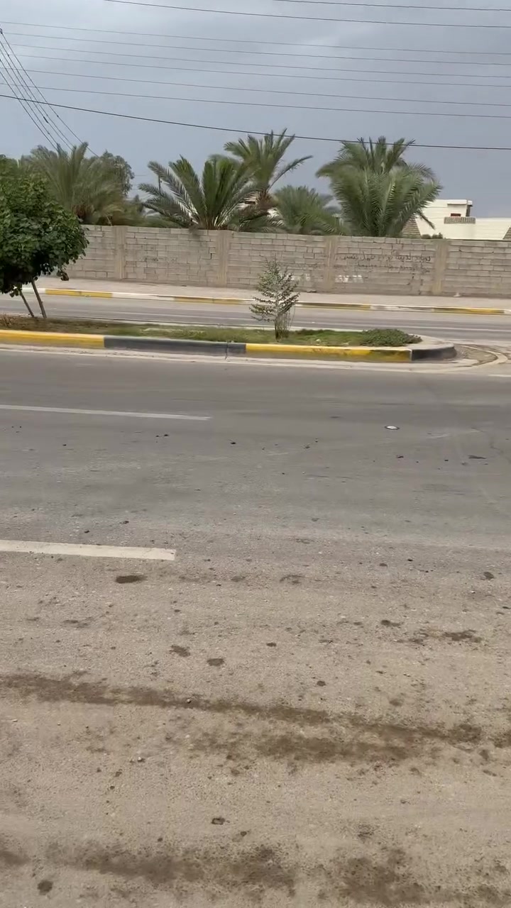 كربلاء شارع الحداد • تجارية • ٣ غرف