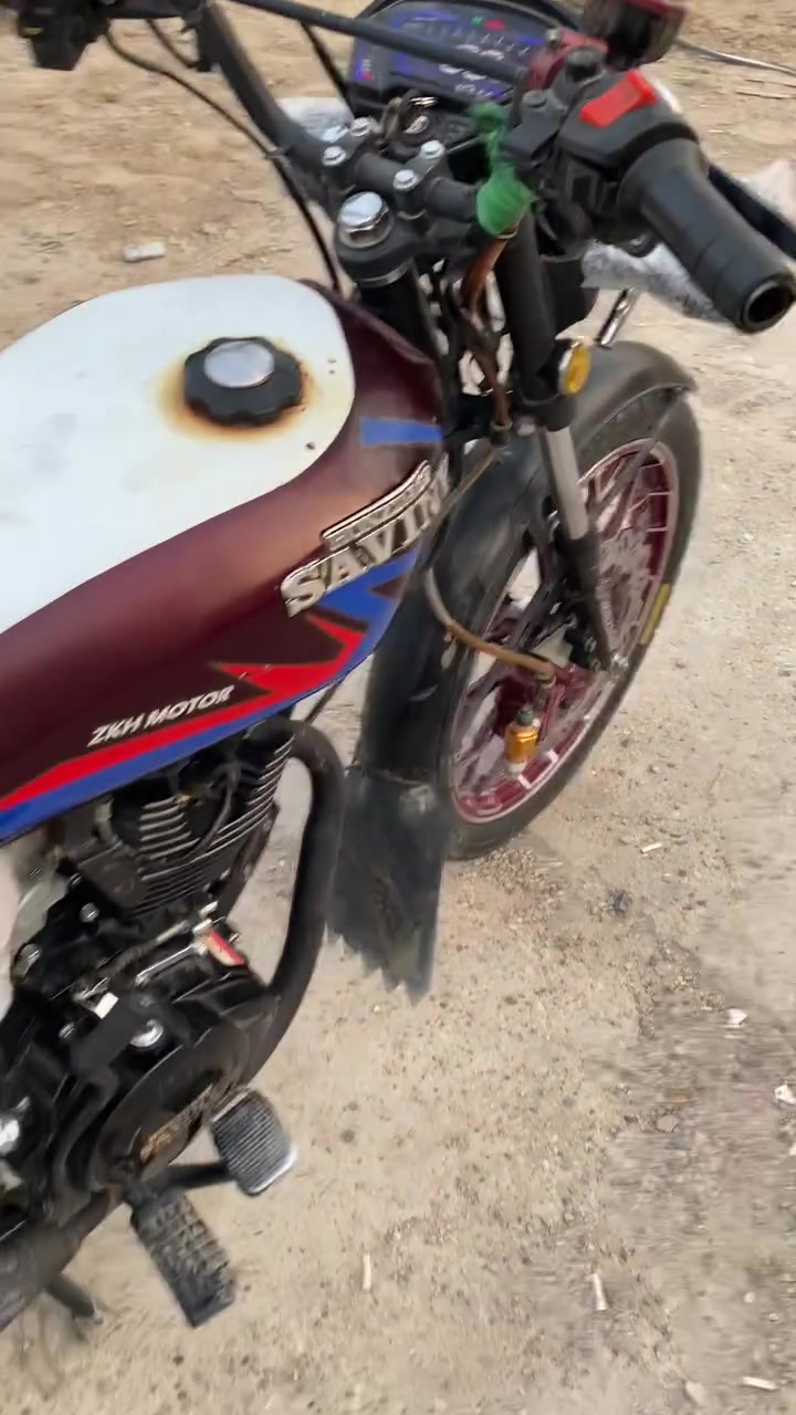 دراجه للبيع 

موديل ٢٠٢٥ 

مكينه ٢٠٠ سيسي كفاله ما مفتوحه 

كلشي شغال ما بيها أي نص 

أوراق موجود كلشي جاهز 

٧٠٠ بيها مجال 

عنوان بغداد 

***********
