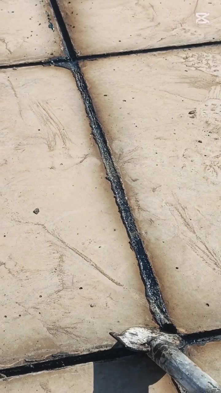 ***********
