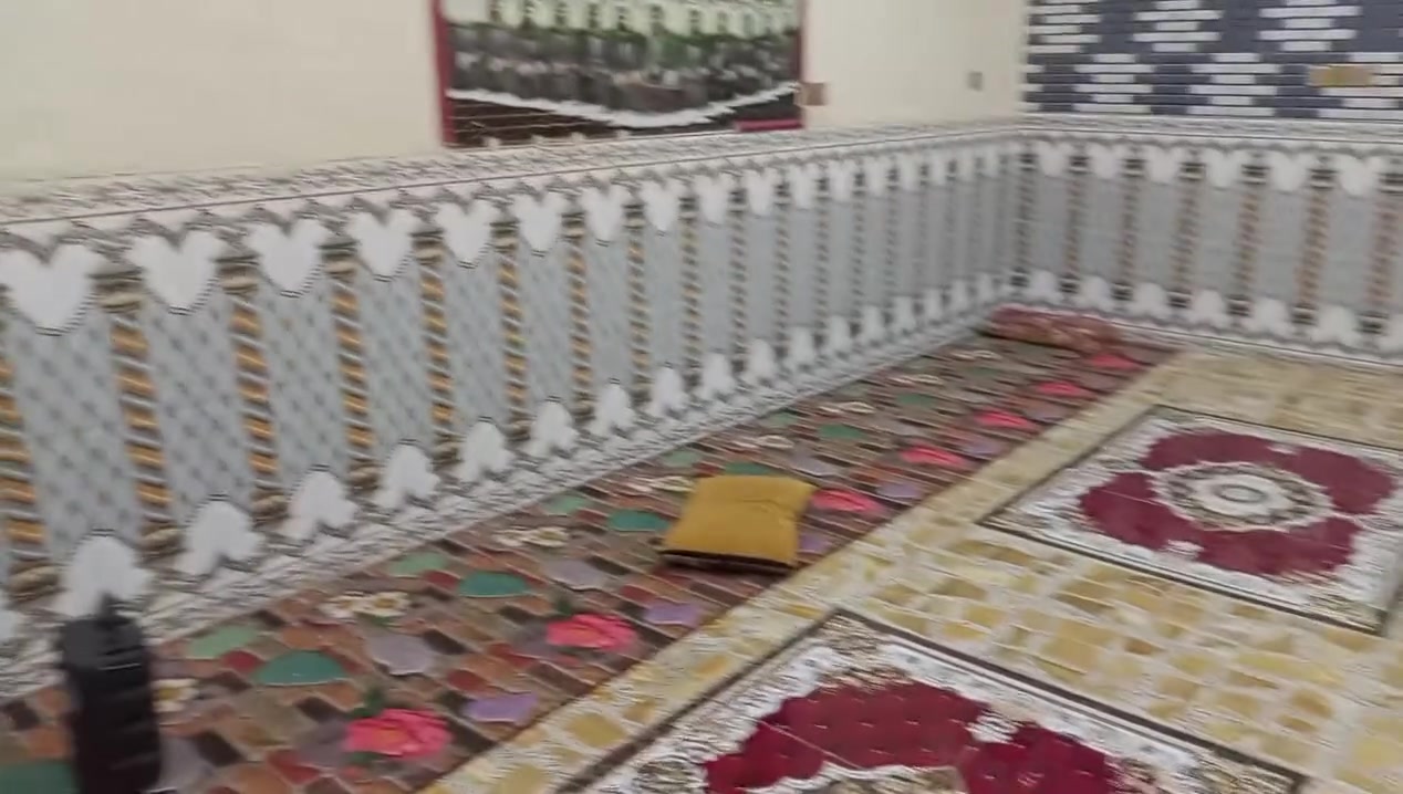 سلام عليكم بيت البيع با الحميديه شارع سبيس فريم السوق بنا طابوك مسلح تبنيطه مجاري ***********
