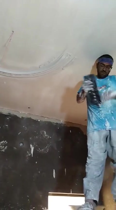 لا توجد تفاصيل

نص مكتوب في الصور:
- سلام عليكم إني خلف جص وبورك متفرغ حالين التواصل على الخاص كادر ايرانی ب رقم واتساب *********** جعفر صرخه