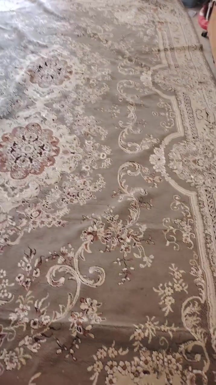 زوالي نضيفات كلش مستخدمات موسم واحد سعر لوحده 50العنوان كنعان

نص مكتوب في الصور:
- 4×3
- HONOR X9b
- 24mm f/1.75 1/50s ISO638
- 4x5