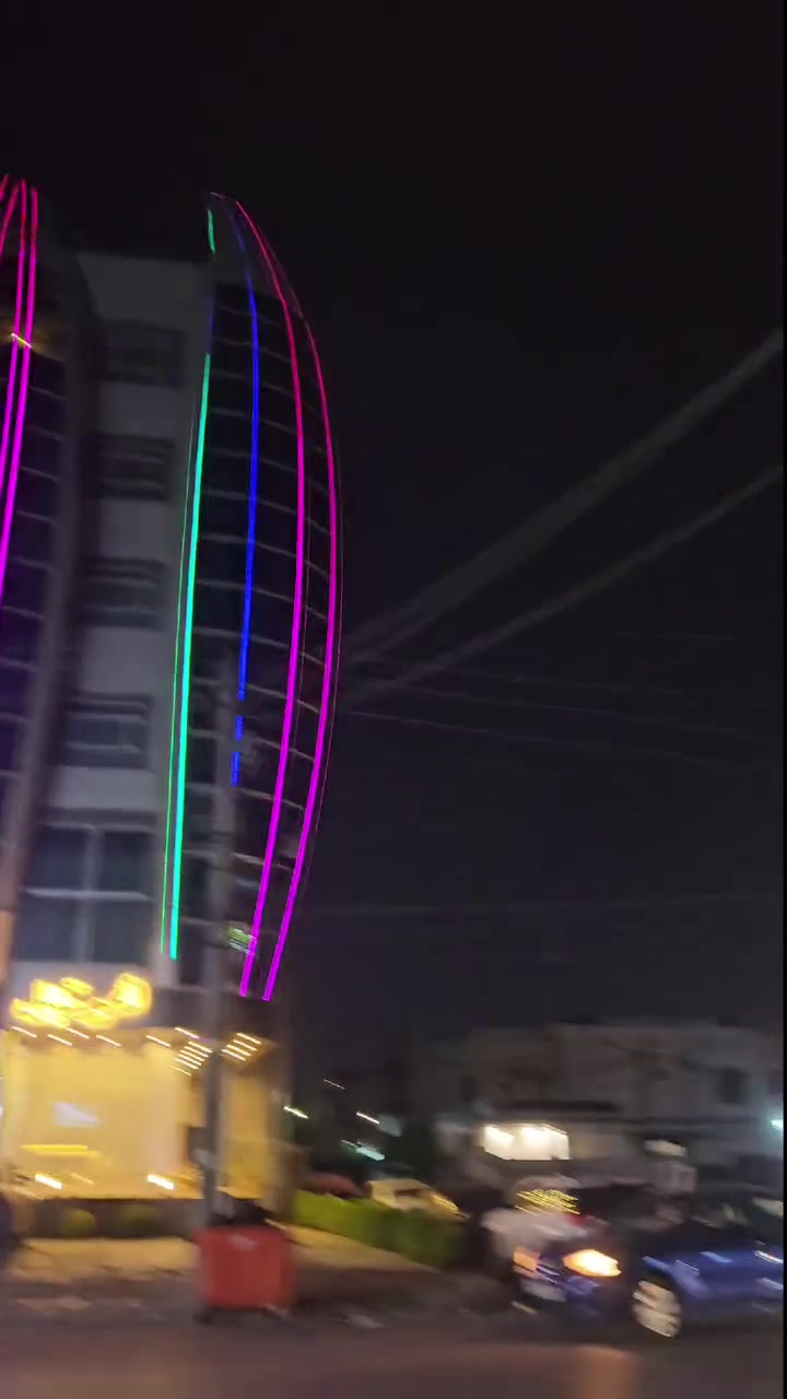 برایەتی • ١٤١م • فاخر