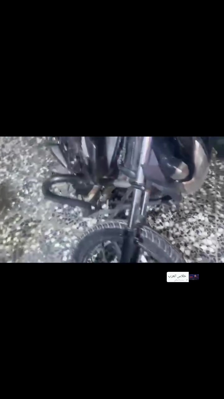 دسلام عليكم هونده للبيع اوراق بسمي بس ضايعات كفلك سرقه وعشاير تجي تاخذه من بيتي دراجه جديده كهربائي اكله شغاله مديل 22  طفت وماعرف شبيه وما عندي مجال أوديه فيتر ابيع كوم حديد مكاني الزعفرانيه لسعر 500 وبيه مجال قليل  ***********
