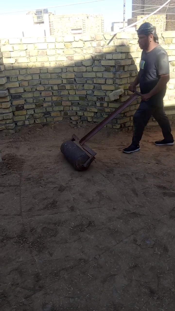 السلام عليكم كادر عمال تصعيد كافة مواد البناء على الضهر رمل طابوك فر مستون سيراميك كاشي تكشير حيطان تفليش صب البيوت تطليع تراب قلع كاشي قلع سيراميك غسل لبيوت تصعيد تراب السطح وحدل نقل اثاث البيت *********** خابرني وبخدمتك
