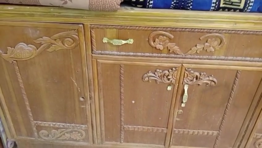 للبيع
