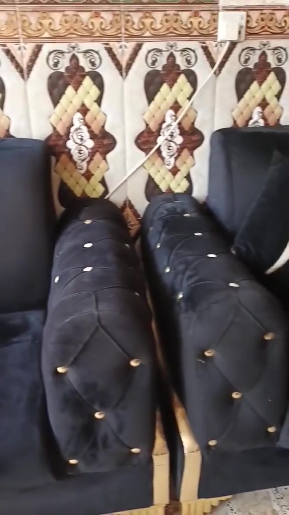 للبيع ب ٢٥٠ امانه نظيف وتجون وتشوفوا للتواصل ***********

