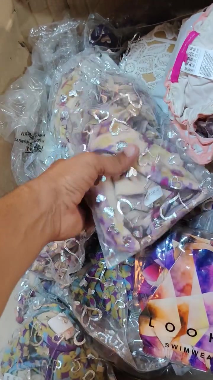 بضاعه حلوه وسعر مناسب
شلعه وحده هاي كبال عينك أعداد
خير من الله

راسلني على الواتس ***********
 او ماسنجر
