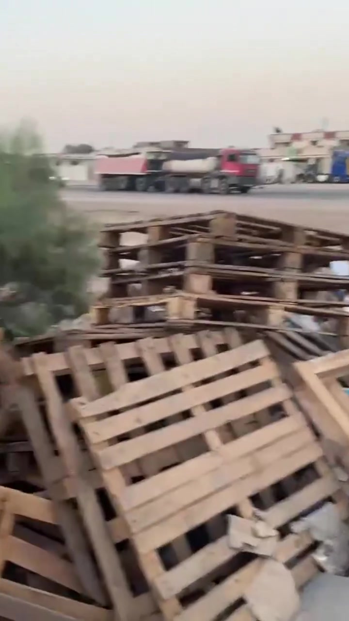 سلام عليكم مكلف بل نشر سكيب عدد 100سكيبة مكانهن بغداد شارع السياحي قرب معمل غاز ‏‪***********‬‏
