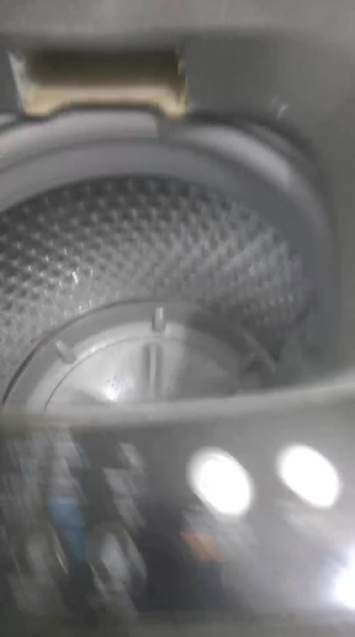 السلام عليكم  غراض بيت  للبيع  مستعجله عل بيعتهم  كلمن وسعره  ***********

