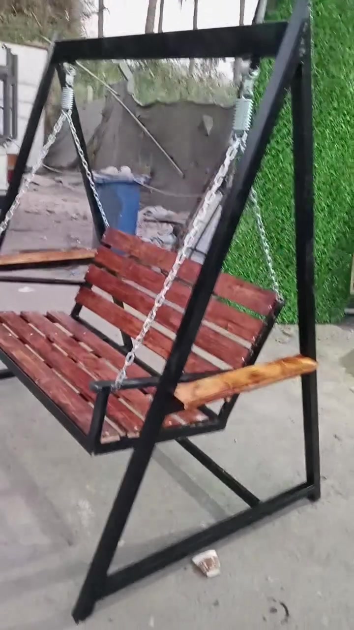 مرجوحه متر ونص مقعد متر وعشرين حدادة اسعد العامري للطلب مراسله واتساب
***********
