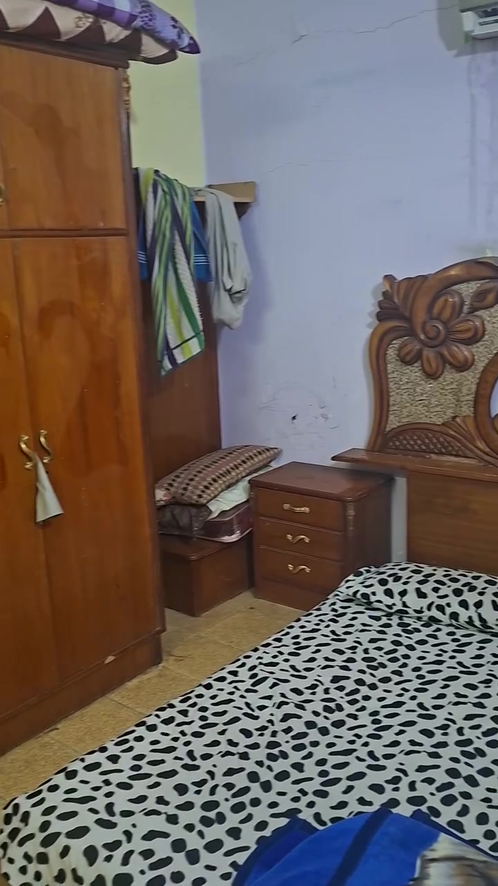 للبيع بس جربايه مابيه
***********
