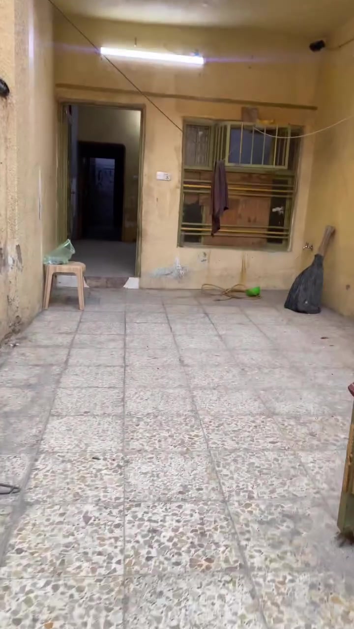 حي اور ثالث • ٧٠م • ٣نوم
