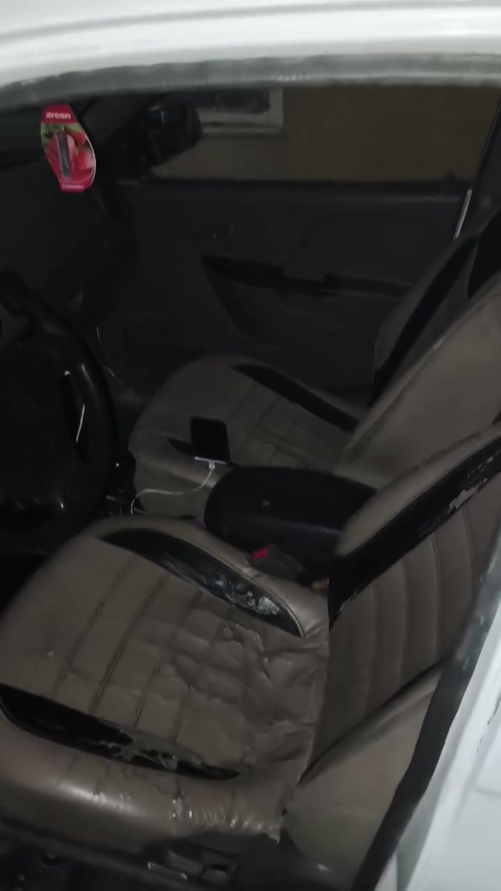 سلام عليكم سايبه للبيع مديل ١٥ كير ومكينه مكفولات تبريد وي لسويج شواصي مكفوله سياره ابيعلك كفاله عامه رقم ذيقار تحويل بكربله مشروع وطني مكان كربله 33سعر وبيه مجال ***********
