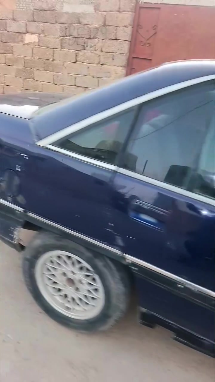 اوميگا • بيها مجال • بدون وكالة