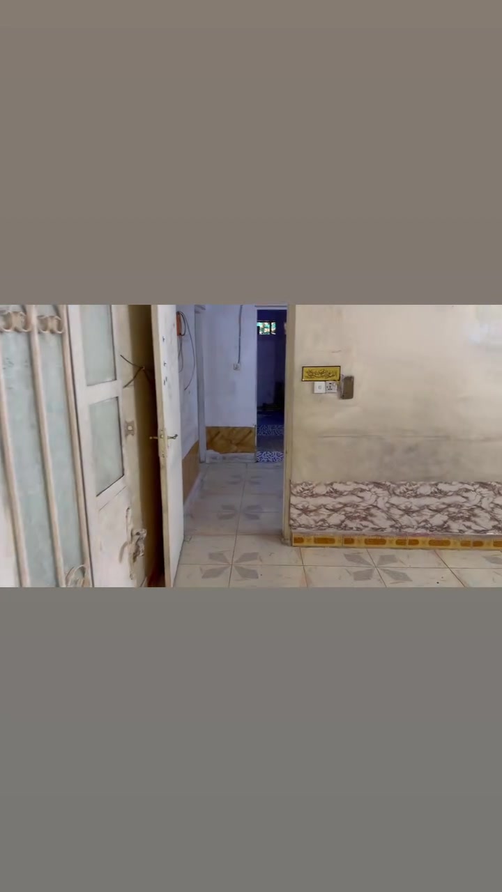 شقه اللايجار تحتوي ع صاله وغرفه نوم ومطبخ وخدمات  العنوان الشعب  شارع الصحه
رقم الهاتف ***********
