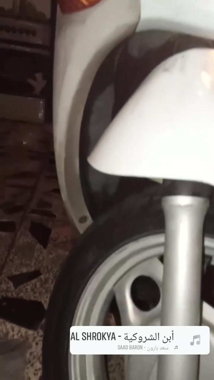 السلام عليكم دراجه فله نوزل محرك ١٢٥ سيسي لبيع نقص بيه بس صفاحيه وجامه مال دشبول مكفوله كفاله عامه محرك ولكهربايات كله شغاله مكاني الدوره.  السعر 650  ***********
