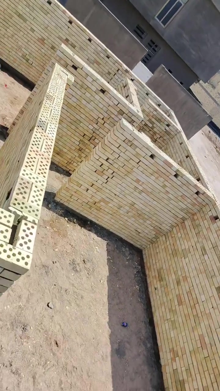 سلام عليكم كادر خلفات بناء شغل درجه اوله ولتزام بعمل ونضافه وعندي مواقع بلبصره تكدر تشوفها ومتفرقين حالين اتصل وتدلل ***********
