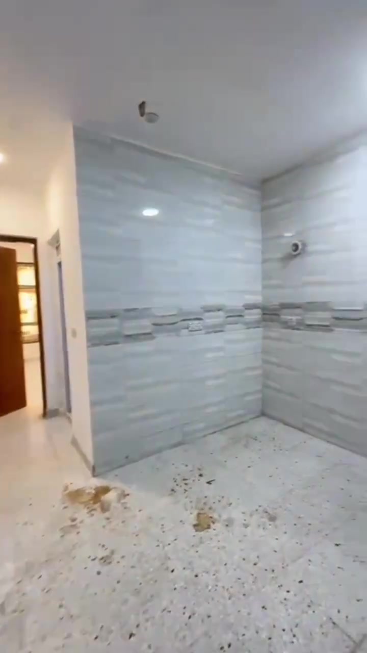 🏠 شقة للإيجار | حي دراغ – المنصور

📍 موقع مميز في حي دراغ  
🏢 متوفرة كافة الطوابق  
🛗 بناية نظام مصعد  
🛏️ غرفة نوم  
🛋️ صالة  
🍳 مطبخ  
🚿 خدمات  

🎓 مخصصة للطالبات  
💰 الإيجار: 600 ألف دينار فقط

للاستفسار والحجز، تواصلوا واتساب 
***********
