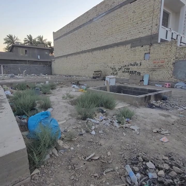 ألسلام عليكم..قطعة أرض للبيع المساحة ٢٢٤ متر ونصف الواجهة ٩ متر و٢٠ سم والنزال الطول ٢٤ متر ونصف ارض زراعيه رسميه ملك رسمي سند ٢٥ ملك لشخص تستلم مع مكاتبة البيع سند الأراضي ..
تقع في منطقة العبيدي حي الرئاسة نهاية شارع ٢٠ ..

هاتف //***********
مكلف بالنشر 
ألسلام عليكم..قطعة أرض للبيع المساحة ٢٢٤ متر ونصف الواجهة ٩ متر و٢٠ سم والنزال الطول ٢٤ متر ونصف ارض زراعيه رسميه ملك رسمي سند ٢٥ ملك لشخص تستلم مع مكاتبة البيع سند الأراضي ..
