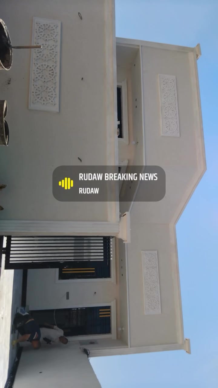 سلام عليكم يوجد الديناء بيت البيع خلف معمل الغاز الحكومي يبعد عن الشارع الريسي ٢٥٠ متر البيت مامل من كلشي بيت جديد غرفتين نوم ستقبال مطبخ حار وبارد مجمع صحيات داخل وخارج كلدور جبير الطابق الفوك غرفت نوم وحده بيت جديد ما مسكون بي سند ٢٥ الاستفسار اكثر على الرقم الهاتف السعر ١٢٠ وبي مجال ***********
