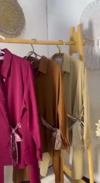 تصفيه محل قطع ملابس للبيع شلعه وحده نسائي
تراكات ماركه alo   ٤ قطع أسود نيلي اوفايت رصاصي غامق
قياسات فري سايز 
تراكات adidas ٤ قطع ابيض و  وردي و اوفايت و ازرق ملكي قياسات فري سايز 
سوتات ٣ قطع  دم الغزال و عسلي و اوفايت 
قياسات ٣٨ و ٣٨ و ٤٢ 
بجامات نوم قطعتين اوفوايت ... فري سايز
قطع جديده ومرتبه واتساب *********** 
عنوان بغداد الدوره ..لا يوجد توصيل تعال شوفهم واخذهم
